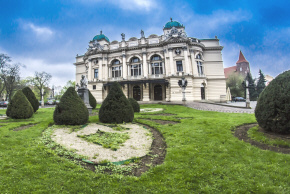 kawiarnia w Krakowie w Polsce ulica Floriańska restauracja cukiernia
